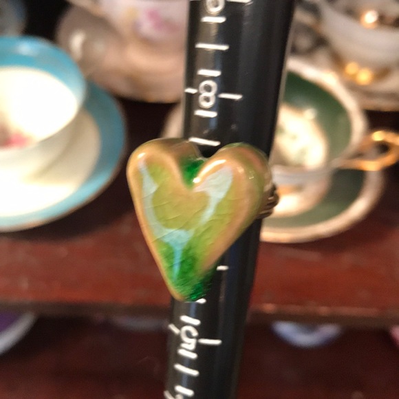 RING ❤️❤️ - Picture 2 of 5